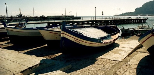 MONDELLO fotografie di Giulio Azzarello ©2021. MONDELLO fotografie di Giulio Azzarello ©2021.