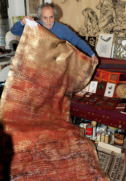 NICOLO D ALESSANDRO pittore e disegnatore siciliano nato a Tripoli. Fotografie di Giulio Azzarello &copy;2014.