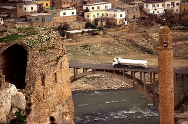 HASANKEYF Anatolia Curdistan. Fotografie di Giulio Azzarello ©2001 2021. HASANKEYF Anatolia Curdistan. Fotografie di Giulio Azzarello ©2001 2021.