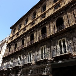 PALERMO. Fotografie di Giulio Azzarello &copy;2022.