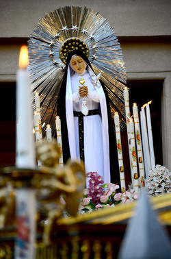 PROCESSIONI religiose per la Pasqua a Palermo. Fotografie di Giulio Azzarello ©2016. PROCESSIONI religiose per la Pasqua a Palermo. Fotografie di Giulio Azzarello ©2016.