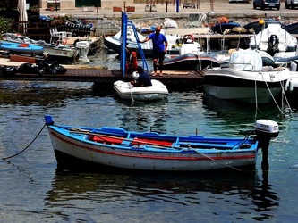 MONDELLO fotografie di Giulio Azzarello &copy;2020.