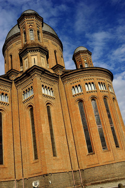 MODENA centro storico. Fotografie di Giulio Azzarello ©2016. MODENA centro storico. Fotografie di Giulio Azzarello ©2016.