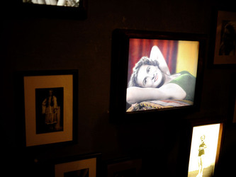 IL MUSEO SCHINDLER a Cracovia. Fotografie di Giulio Azzarello ©2016. IL MUSEO SCHINDLER a Cracovia. Fotografie di Giulio Azzarello ©2016.