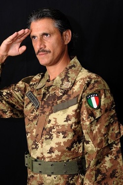 ROBERTO BONURA attore italiano siciliano. Fotografie di Giulio Azzarello ©2018. ROBERTO BONURA attore italiano siciliano. Fotografie di Giulio Azzarello ©2018.