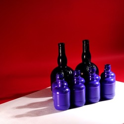 BOTTIGLIE. Fotografia di Giulio Azzarello &copy;2023.