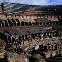 COLOSSEO Roma. Fotografie di Giulio Azzarello ©2020. COLOSSEO Roma. Fotografie di Giulio Azzarello ©2020.
