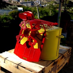 TOAST. Fotografie di Giulio Azzarello &copy;2025.