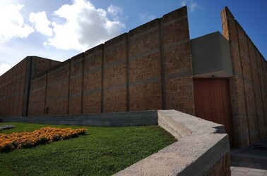 LA CHIESA MADRE a Gibellina nel Belice in Sicilia. Fotografie di Giulio Azzarello &copy;2014.
