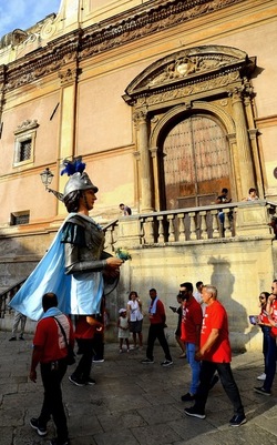 I GIGANTI DI MISTRETTA fotografie di Giulio Azzarello ©2018. I GIGANTI DI MISTRETTA fotografie di Giulio Azzarello ©2018.