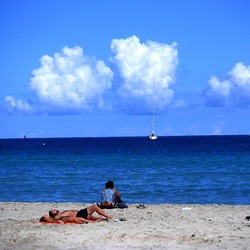 MONDELLO fotografie di Giulio Azzarello ©2021. MONDELLO fotografie di Giulio Azzarello ©2021.