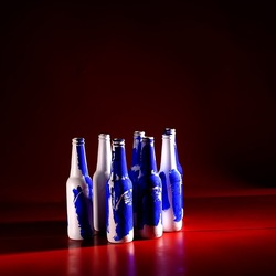 BOTTIGLIE. Fotografia di Giulio Azzarello ©2023. BOTTIGLIE. Fotografia di Giulio Azzarello ©2023.