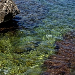 BAIA DEL CORALLO. Fotografie di Giulio Azzarello &copy;2022.
