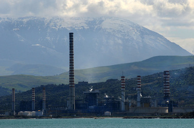 TERMINI IMERESE il suo paesaggio industriale e urbano. Fotografie di Giulio Azzarello ©2014. TERMINI IMERESE il suo paesaggio industriale e urbano. Fotografie di Giulio Azzarello ©2014.