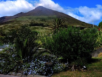 STROMBOLI fotografie di Giulio Azzarello ©2020. STROMBOLI fotografie di Giulio Azzarello ©2020.
