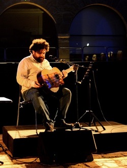 GIUSEPPE di BELLA artista musicista. Fotografie di Giulio Azzarello &copy;2020.