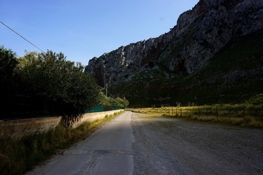 MONDELLO. Fotografie di Giulio Azzarello &copy;2023.