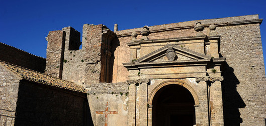 ERICE e il suo QUARTIERE SPAGNOLO.Fotografie di Giulio Azzarello &copy;2014.