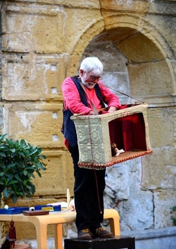 LA MACCHINA DEI SOGNI di Mimmo Cuticchio. Fotografie di Giulio Azzarello ©2020. LA MACCHINA DEI SOGNI di Mimmo Cuticchio. Fotografie di Giulio Azzarello ©2020.