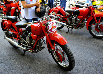 RADUNO di Auto e Moto classiche. Fotografie di Giulio Azzarello &copy;2016.