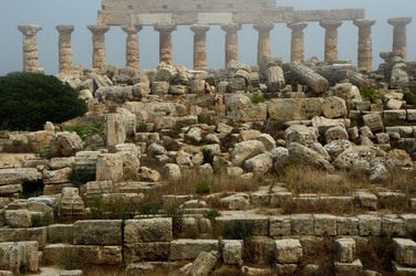 SELINUNTE il sito e parco archeologico. Fotografie di Giulio Azzarello &copy;2014.
