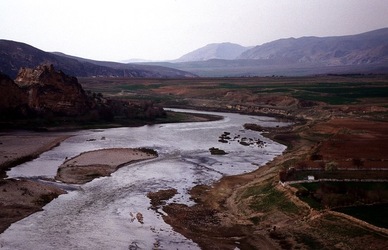 HASANKEYF Kurdistan turco. Fotografie di Giulio Azzarello ©2001 2022. HASANKEYF Kurdistan turco. Fotografie di Giulio Azzarello ©2001 2022.