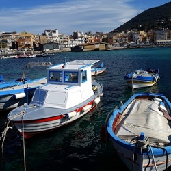 BARCHE. Fotografie di Giulio Azzarello ©2022.