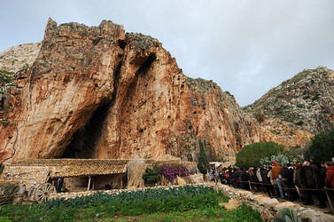 IL PRESEPE VIVENTE DI CUSTONACI in Sicilia. Fotografie di Giulio Azzarello ©2014. IL PRESEPE VIVENTE DI CUSTONACI in Sicilia. Fotografie di Giulio Azzarello ©2014.