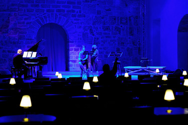 JAZZ spettacolo di Moschella Mulè. Fotografie di Giulio Azzarello ©2016. JAZZ spettacolo di Moschella Mulè. Fotografie di Giulio Azzarello ©2016.