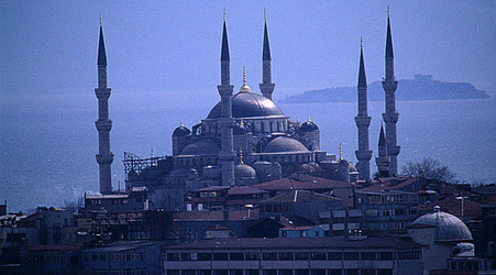 ISTAMBUL in Turchia panoramiche e particoalri. Fotografie di Giulio Azzarello &copy;2014.