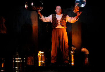 MARCO RENZI e il suo teatro. Fotografie di Giulio Azzarello ©2014.