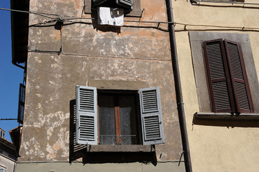 VITERBO e il suo centro storico. Fotografie di Giulio Azzarello &copy;2014.