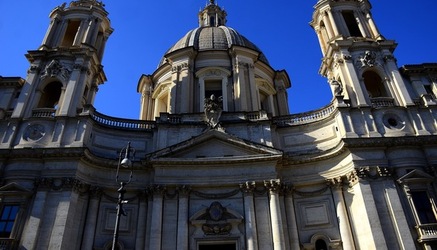 PIAZZA NAVONA Roma. Fotografie di Giulio Azzarello ©2020. PIAZZA NAVONA Roma. Fotografie di Giulio Azzarello ©2020.