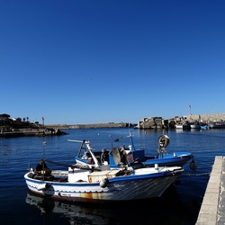 ISOLA. Fotografie di Giulio Azzarello &copy;2024.