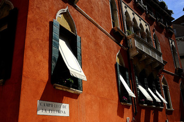 CENTRO STORICO DI VENEZIA fotografie di Giulio Azzarello ©2016. CENTRO STORICO DI VENEZIA fotografie di Giulio Azzarello ©2016.