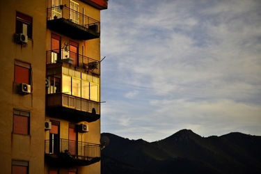 PERIFERIE fotografie di Giulio Azzarello ©2019.