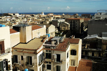 FOTOGRAFIE SPECIALI bianco e nero colore astratto concettuale grafico. Fotografie di Giulio Azzarello &copy;2014.