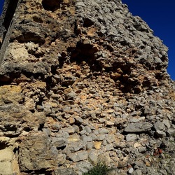 RUDERE DI PIETRA. Fotografie di Giulio Azzarello &copy;2022.