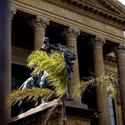 PALERMO. Fotografie di Giulio Azzarello ©2022. PALERMO. Fotografie di Giulio Azzarello ©2022.