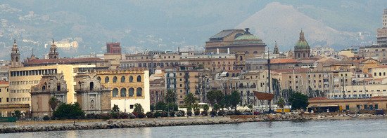 IL GOLFO E IL PORTO DI PALERMO. Fotografie di Giulio Azzarello &copy;2015 2016.