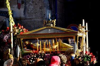PROCESSIONI religiose per la Pasqua a Palermo. Fotografie di Giulio Azzarello ©2016. PROCESSIONI religiose per la Pasqua a Palermo. Fotografie di Giulio Azzarello ©2016.