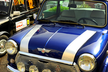 RADUNO di auto classiche MiniCooper. Fotografie di Giulio Azzarello &copy;2016.