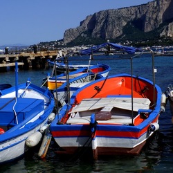 MONDELLO. Fotografie di Giulio Azzarello &copy;2022.