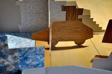 ANNE CLEMENCE de GROLEE e una sua installazione. Fotografie di Giulio Azzarello &copy;2014.