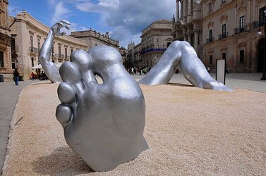 SIRACUSA arte a Ortiggia. Fotografie di Giulio Azzarello &copy;2014.