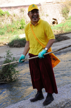 LA BONIFICA delle coste a Palermo una azione simbolica di Lega Ambiente Sicilia. Fotografie di Giulio Azzarello &copy;2014.
