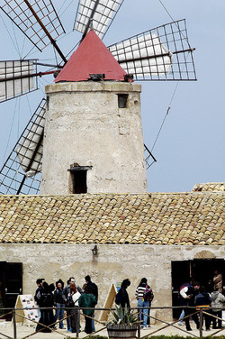WWF Sicilia le Saline di Trapani. Fotografie di Giulio Azzarello &copy;2014.