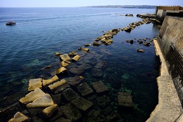 ORTIGIA fotografie di Giulio Azzarello ©2019. ORTIGIA fotografie di Giulio Azzarello ©2019.