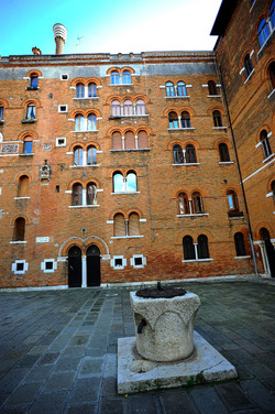 I SESTRIERI di VENEZIA fotografie di Giulio Azzarello &copy;2016.