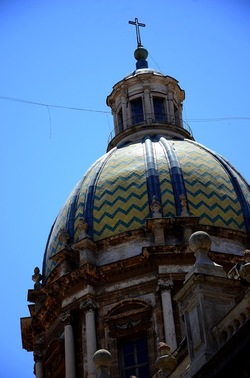 CENTRO STORICO di PALERMO fotografie di Giulio Azzarello &copy;2019.
